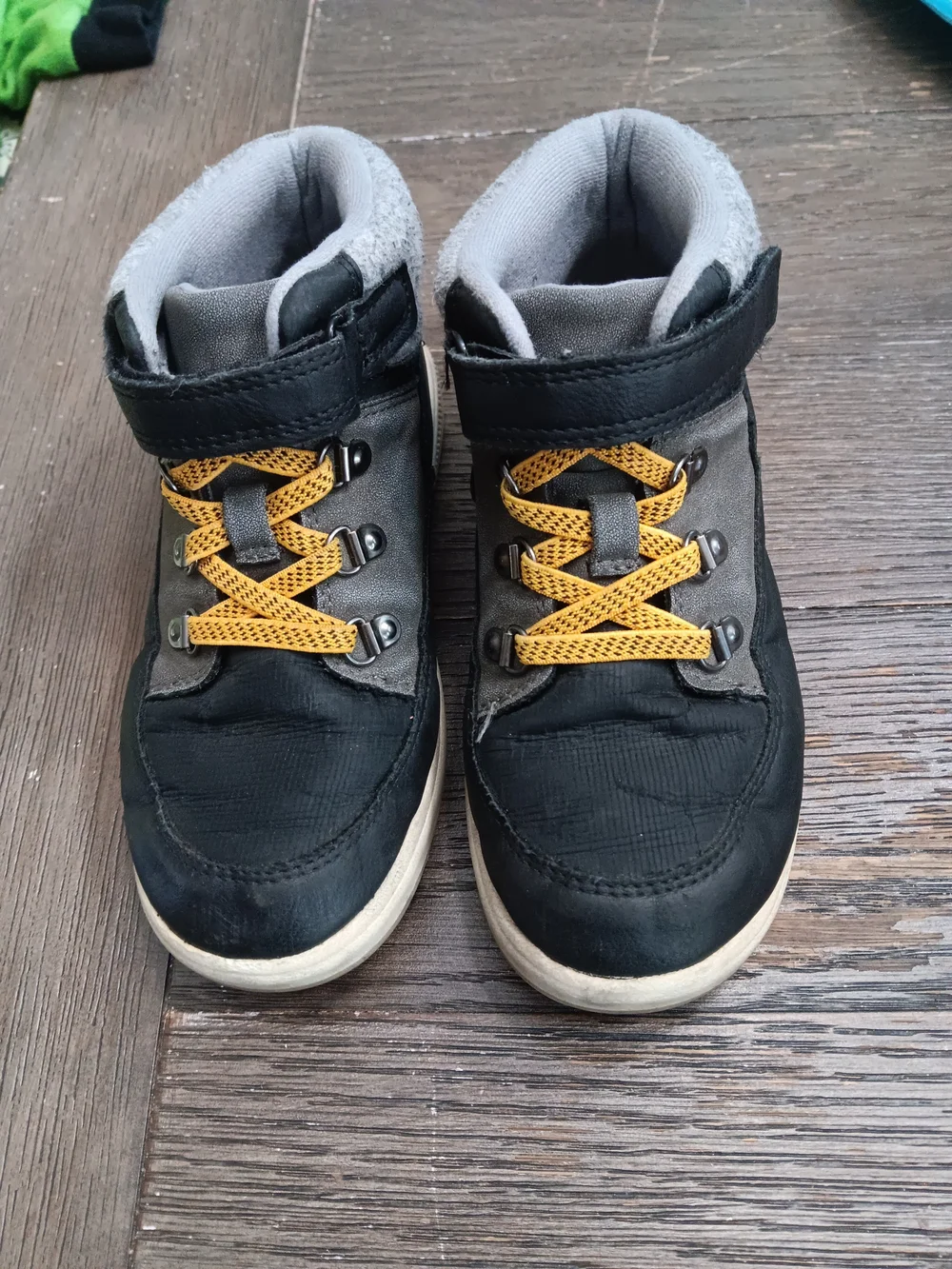 Boys Size 12 Black & Gray High-Top Sneakers with Yellow Laces